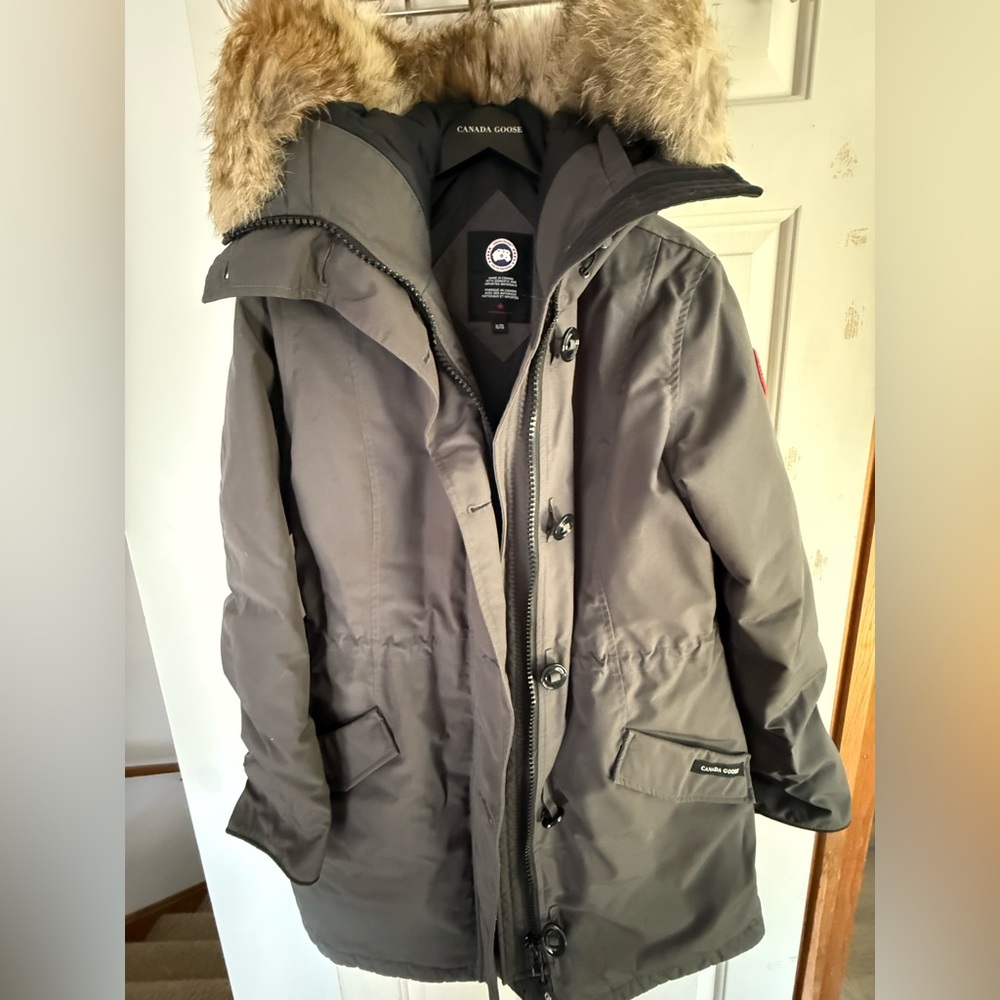 Canada Goose Woman’s  Charcoal Puffer Jacket